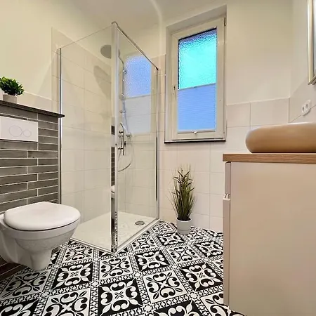 Apartment Perlmutt Mit Balkon *